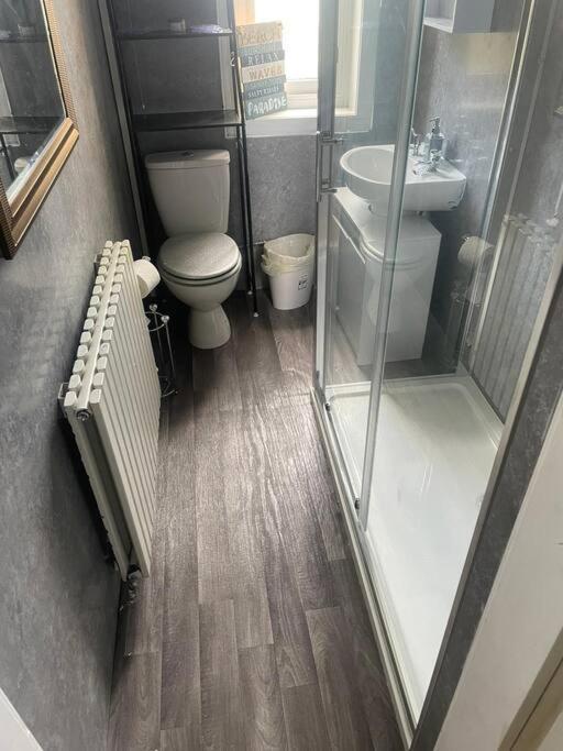 Lovely 2 Bedroom Apartment In Heart Of Данді Екстер'єр фото