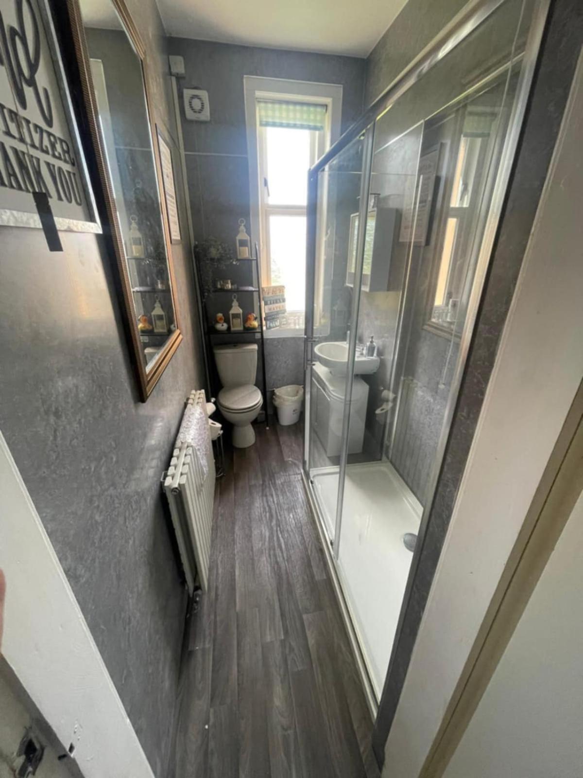 Lovely 2 Bedroom Apartment In Heart Of Данді Екстер'єр фото
